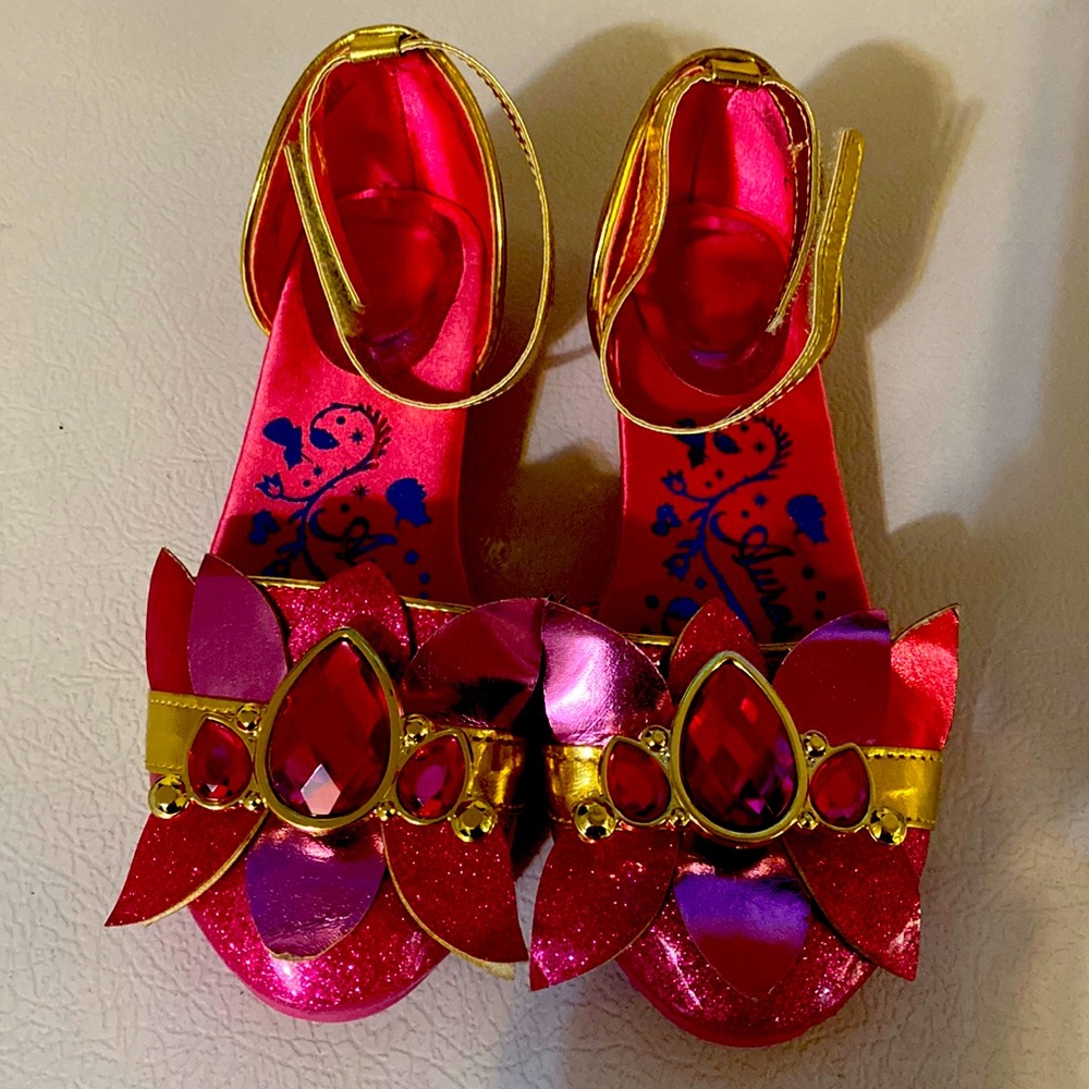 Lovely princess shoes